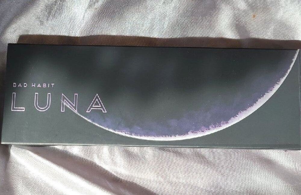 Bad Habit Luna eyeshadow palette